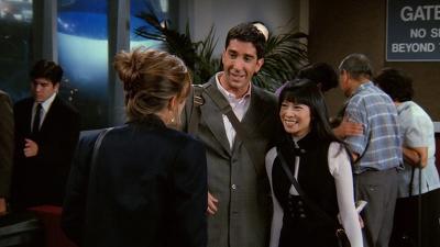 Mariage & F*r*i*e*n*d*s : The One With Ross' New Girlfriend 1